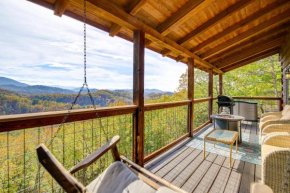 Mountain-View Deck Oasis Cabin Near Attractions